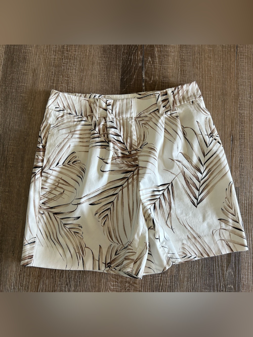 High-Waist Cream Palm Print Women’s Shorts